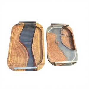 Plateau en bois élégant fait main de qualité supérieure en résine pour servir des aliments, des boissons, du café, des petits-déjeuners, décoration intérieure à vendre - Product Image 6