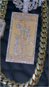 Collar de Moissanita Personalizado con Colgante Iced Out en Plata 925 con Acabado en Oro de 14k, Collar de Plata para Mujer, Pasa el Test de Autenticidad, Regalos para Él - Product Image 4