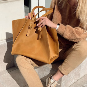 Women's Fashion Genuine Leather Tote Shoulder <b>Bag</b> with Zipper Closure Large Capacity Durable Design - Product Image 4