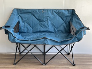 Huy Gia, silla de camping plegable de doble asiento para exteriores, logotipo personalizable, muebles de Metal duraderos, reposabrazos plegables, silla de jardín - Product Image 2