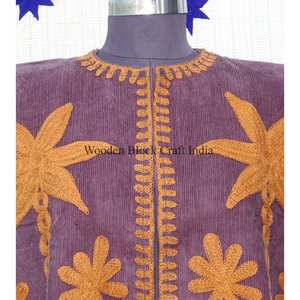 Chaleco elegante de algodón para mujer, sin mangas, para otoño e invierno, estilo bohemio, con bordado floral hecho a mano. - Product Image 3