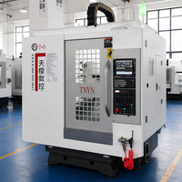 Máquina CNC de 5 Ejes, Centro de Mecanizado Vertical de Alta Precisión con Mesa Rotatoria para Piezas Metálicas, Precio de Fábrica