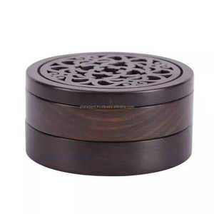 Brûleur d'encens en bois de santal sculpté à la main de haute qualité Bakhoor religieux magnifiquement conçu - Product Image 5