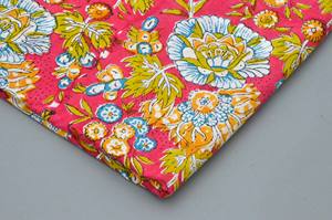 100% Soft and pure Cotton Floral Print Fabric for Clothing-Indian Robe for Dresses Curtains Sleepwear Toys Lightweight - Product Image 5