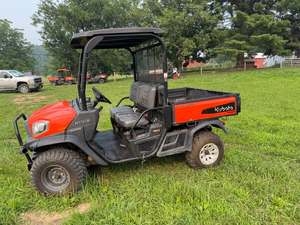 รถอเนกประสงค์ Kubota RTV-X1100C ระดับมืออาชีพ พร้อมห้องโดยสารแบบปิด ดีไซน์แข็งแรงทนทาน และประสิทธิภาพการทำงานที่เชื่อถือได้ - Product Image 4