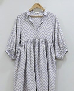 Vestido Formal de Oficina Midi para Mujer, 100% Algodón, Tejido a Mano, Estampado Floral, Cuello en V, Manga Abullonada, Corte en A, Transpirable y Natural - Product Image 5
