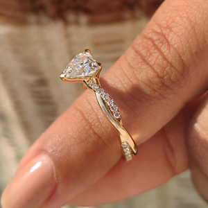 Bague de fiançailles en or avec diamant en forme de cœur de qualité supérieure, sertie pavé torsadé, bijoux de mariée de laboratoire, fournisseur en gros - Product Image 6