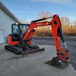 Mini-excavatrice Kubota à prix d'usine, très demandée pour les travaux de construction, excavatrice Kubota KX033-4 d'occasion, livraison rapide, travaux d'excavation - Product Image 1