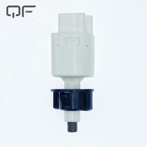 Authentique pour Toyota 05-19 TACOMA 4runner YARIS interrupteur de feu de freinage Assy 84340-69025 - Product Image 3