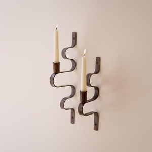 Elegante Juego de Dos Apliques de Pared de Metal Ondulado Negro con un Diseño Único de Serpiente Forjada a Mano para Decoración del Hogar y Bodas - Product Image 1