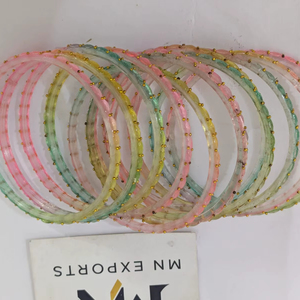 ชุดชูเดียนสำหรับผู้หญิงและเด็กผู้หญิง พร้อมบริการปรับขนาดได้ ในราคาที่เข้าถึงได้ โดย MN EXPORTS - Product Image 1