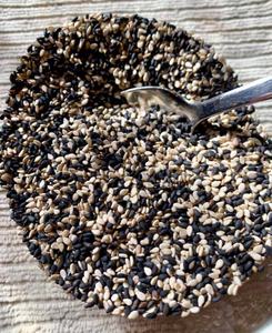 เมล็ดงาดำปอกเปลือกสีขาวธรรมชาติ ความบริสุทธิ์ 99.9% ปริมาณน้ำมันสูง มีจำหน่ายในราคาประหยัดแบบขายส่งจำนวนมาก - Product Image 2