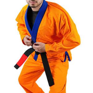 Kimono de karaté classique 100 % coton pour homme, le plus vendu, toucher doux, coutures fiables, tissu 440g pour les arts martiaux - Product Image 3