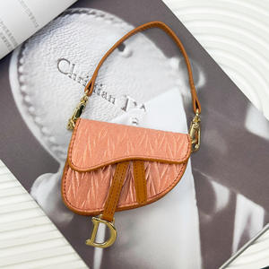 กระเป๋าหนัง PU แฟชั่นใหม่สุดฮิต รูปทรงตุ๊กตาจิ๋ว ใส่หูฟัง พวงกุญแจรถยนต์ กระเป๋าใส่เหรียญแบบซิป กล่องสุ่มสำหรับเด็ก - Product Image 6