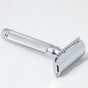 Maquinilla de afeitar de seguridad reutilizable de acero inoxidable de alta calidad con una sola cuchilla, ideal para salones y profesionales. - Product Image 4