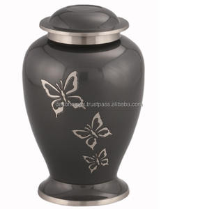 Una urna de cremación es un recipiente que se utiliza para almacenar las cenizas cremadas de una persona o mascota. - Product Image 4