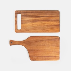 Tabla de cortar de madera al por mayor con mango ergonómico, acabado liso, diseño duradero, perfecta para cortar y decorar la cocina - Product Image 3