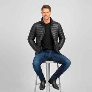 Veste rembourrée en cuir véritable de luxe, conçue pour la résistance hivernale, offrant une isolation avancée et un style raffiné. - Product Image 3