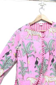 Nouvel arrivage Veste matelassée réversible doublée Veste de travail indienne avec écussons faits à la main Manteaux Veste matelassée bohème pour femmes - Product Image 4