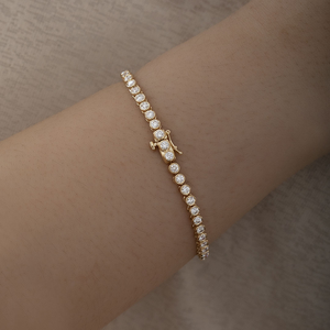 Brazalete de Moda de Oro de 18K con Diamantes Redondos de Laboratorio de 3mm y 2.5ct E VVS, Engastados en Bisel, Tipo Cadena de Tenis, para Mujer, Ideal para Bodas y Novias - Product Image 1