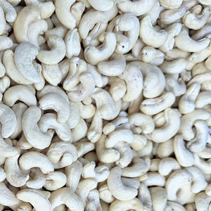 Proveedor Confiable de Vietnam, Nueces de Anacardo Crudas al por Mayor, Nueces de Anacardo W320 Premium de Vietnam, Exportadas a Asia, la UE y Oriente Medio - Product Image 1