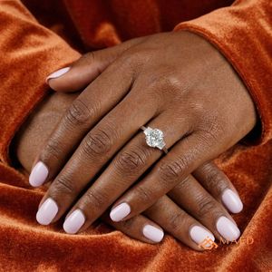 Bague à trois pierres en moissanite pour femme, couleur or rose, bijoux de fiançailles et d'anniversaire, élégante pour un usage quotidien, style luxueux - Product Image 5