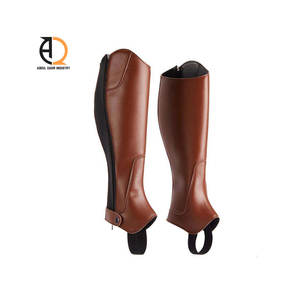 Protectores de Piernas de Cuero Vacuno para Montar a Caballo, Calentadores de Piernas, Equipo Ecuestre, Herraduras de Alta Calidad - Product Image 6