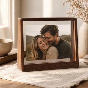 Cadre photo rectangulaire vertical classique en bois de noyer naturel, écologique, par Paradise Craft, pour décoration murale - Product Image 6
