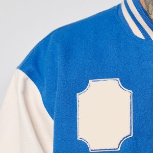 เสื้อแจ็คเก็ตวาร์ซิตี้สีน้ำเงินและครีมสำหรับผู้ชาย สไตล์พรีปปี้ ดีไซน์ปักลาย ทรงปกติ ใส่ได้ในฤดูใบไม้ร่วง ปกคอปก ติดกระดุมแถวเดียว - Product Image 4