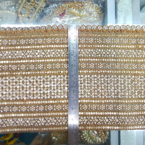 Exquisito Borde de Saree con Encaje Floral Ecológico Hecho a Mano, Adornado con Perlas y Bordado de Precisión, Malla Transparente Premium 100% JK - Product Image 1