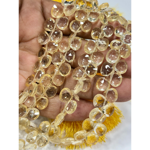 ลูกปัดควอตซ์ซิทรินธรรมชาติทรงหัวใจเจียระไน ขนาดประมาณ 6-7 มม. เส้นใยขนาด 8 นิ้ว - Product Image 1