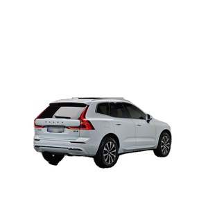 Volvo XC60 B5 Ultimate 2023, Volante a la Izquierda, Caja de Cambios Automática, Asientos de Cuero, Cámara Trasera, Solo 11,176 Km! - Product Image 1