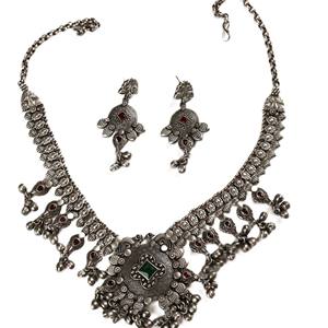 Parure de mariée en laiton oxydé argenté, style tribal bohème, avec collier et boucles d'oreilles, sertissage clos, pour mariage, fiançailles, anniversaire, cadeau - Product Image 1