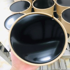 Poudre de gelée noire pour la préparation de desserts, offrant une texture lisse, une saveur riche et un mélange facile - Product Image 2