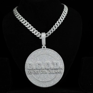 Bijoux HipHop sur mesure en argent sterling 925 avec pavé de moissanite VVS, pendentif lettre initiale pour homme, passe le test du diamant - Product Image 4