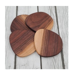 Diseños de madera natural disponibles en posavasos de madera, hermosos y modernos. - Product Image 1