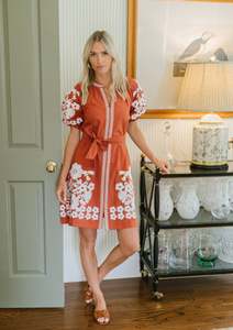 Style ukrainien Floral brodé robe courte femmes Mini genou longueur élastique manches courtes dentelle lin naturel tenue de fête - Product Image 3