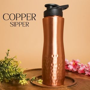 Elegante botella de cobre para bebidas, ideal para marcas de etiqueta privada, venta al por mayor, exportación y mercados de distribuidores internacionales. - Product Image 3