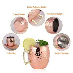 Juego de Tazas Mule, Tazas de Cobre Martillado y Kit de Bar con Accesorios de Acero Inoxidable en Caja Negra - Product Image 4