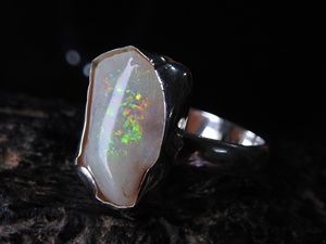 Anillo Clásico de Plata con Ópalo Australiano Natural Pulido en Bruto para Engaste, Regalo de Boda para Ella, Nueva Llegada - Product Image 2