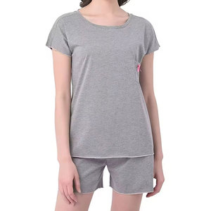 Conjunto de Top de Punto Gris de Manga Corta con Cuello Redondo y Pantalones Cortos por Encima de la Rodilla para Mujer, Transpirable, Informal, para Primavera y Verano - Product Image 1