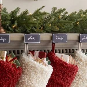 Soporte de metal personalizado para calcetines de Navidad con placa de nombre, gancho para chimenea, colgador de calcetines de Navidad personalizado, decoración navideña para el hogar - Product Image 4