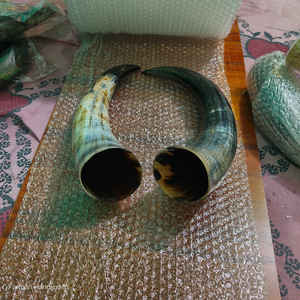 Corne à boire viking artisanale en corne de bœuf naturelle, style médiéval et nordique, à prix avantageux - Product Image 6