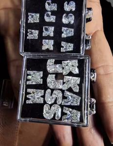Diamantes de laboratorio pulidos brillantes con forma de alfabeto, de 0.15 ct a 5 ct, y todos los alfabetos disponibles bajo pedido personalizado. - Product Image 1