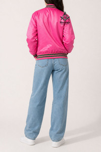 Veste de baseball Varsity rose et verte personnalisée pour femmes |   Vêtements grecs de sororité brodés respirants, héritage maçonnique - Product Image 4