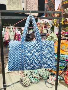 Bolsa de lona acolchada de algodón hecha a mano, bolsa de viaje para fin de semana, bolsa de gimnasio, calidad de exportación, bolsa de Jaipur, proveedor mayorista B2B, ecológica, OEM - Product Image 4