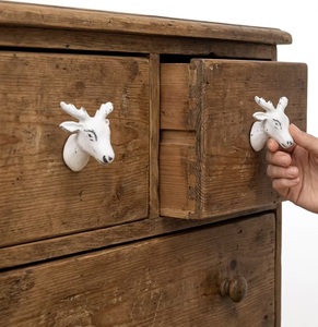 Pomos de Hierro Fundido Modernos con Diseño de Reno, Ecológicos, Duraderos, Blancos con Acabado Envejecido, Fácil Instalación para Muebles de Hogar y Bar - Product Image 2