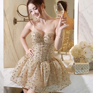 Ensemble short et haut bustier vintage en satin pour femme, avec soutien-gorge intégré, imprimé floral à sequins, silhouette trapèze, taille naturelle - Product Image 1