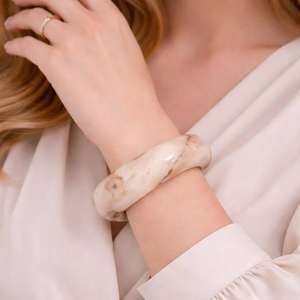 Handmade <b>Resin</b> Bracelet Round Cream Color Jewelry for Women Fashion Accessory - Product Image 1