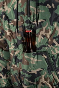 Trending Quick Dry <b>Beer</b> Holding Pocket Winter Vintage Poncho Lined 210g Oxford Fabric Tailgater Men's Hoodie Woobie Jacket - Product Image 4